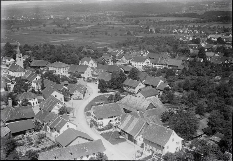 Wigoltingen von Südosten aus 50 Metern, Luftbild von Walter Mittelholzer, 1925